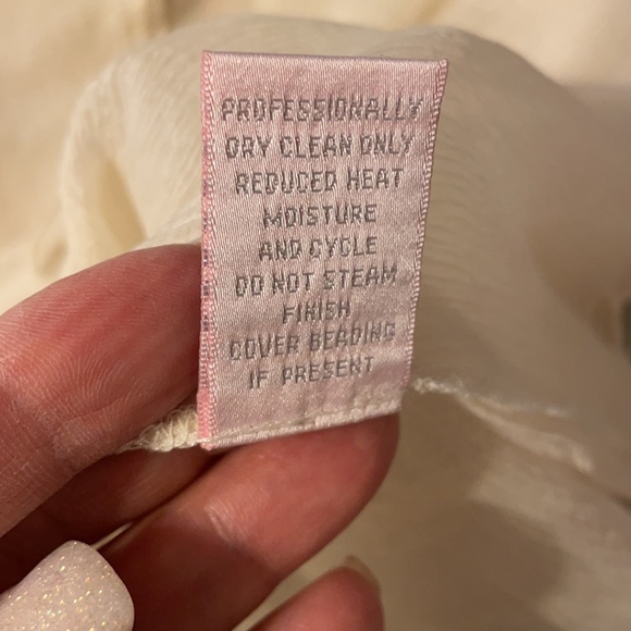 Rebecca Taylor 100% Silk Deep V-Neck Embellished Cream Shell/Tank/Blouse - Picture 8 of 12